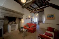 Manor house / Historic house in downtown Montefiascone-Lake Bolsena