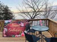 Sky Geo Dome on the Lake Hotels in Lennox and Addington County