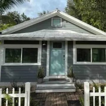 Patiokee Place of Stuart