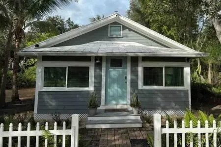 Patiokee Place of Stuart Отели в г. Стьюарт