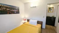 Family friendly apartment with free parking