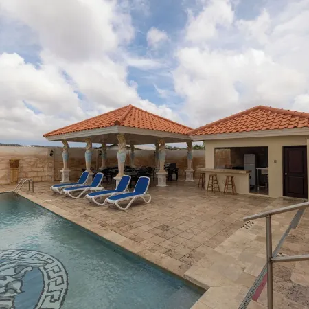 Newly Build - Across The Road from The Beach  - 7 bdrm/7 bthrms