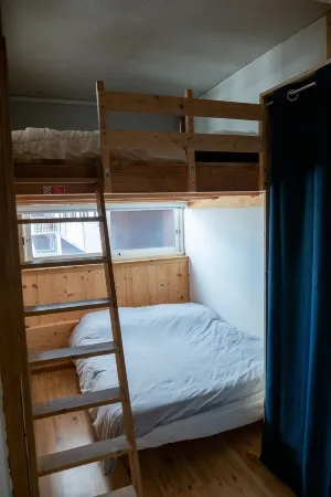 6-person apartment, spacious, functional, Mont Blanc view Отели в г. Эм