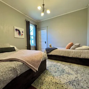 Charming heritage house 2-bedroom home in the heart of downtown.