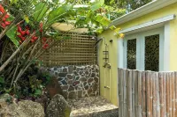 Tropical Villa-Heated Pool, Views, Generator, Outdoor Shower, Secluded, Hammock