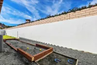 Private pool/Basketball/BBQ/Gameroom/bocce+horseshoe+green space for games