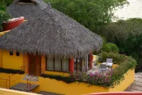 Villa Mandarina's Ocean front Estate 8-16 Bedrooms