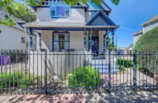 Chic Victorian Escape –30+Day Rental Near Downtown