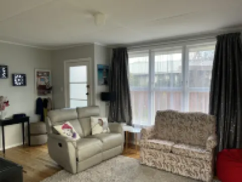 Take time out in Turangi - family friendly 圖朗伊酒店