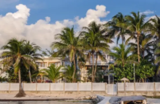 Downtown island life with beachfront