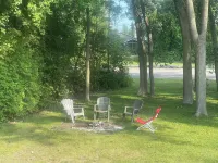 Lakeside Living with Liana on the shores of pristine Long Point Beach sleeps 8!