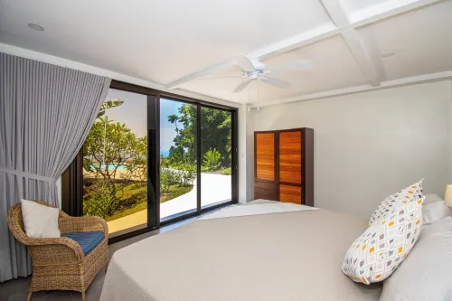 Amazing ocean view jungle home newly renovated!