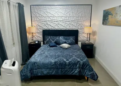 Miami Gardens Comfort Suite by Hard Rock Stadium Aldi附近的飯店