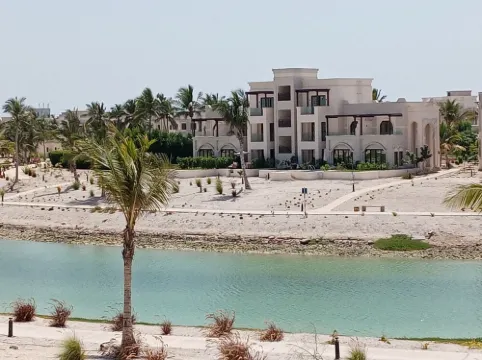 Hawana Salalah Lily 5 Star Apartment with lagon and sea view, swimming pool, gym