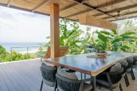 Ocean-View Villa w/ Infinity Pool @ Santa Teresa