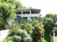 Tropical Villa with Pool and Spectacular Views! Villas Casa Loma - Suite 103