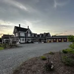 The Whitetail Inn and Suites- Lincoln Hotel a Lincoln