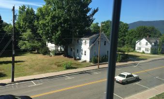 Cranmore Inn
