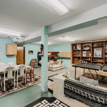 51sl - Ping Pong - Fireplace - D/w - W/D - Sleeps 8 3 Bedroom Home by RedAwning