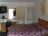 Cascade City Center Motel Hotels in Lebanon