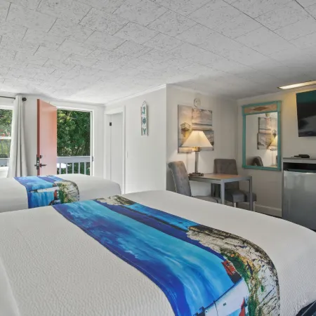 Olde Tavern Motel and Inn - Cape Cod