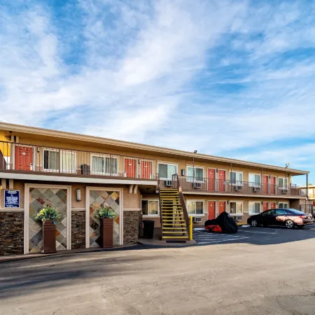 Friendly Hills Inn
