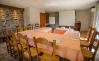 L' Escapade Hôtel & Restaurant Hotels in Le Pradet