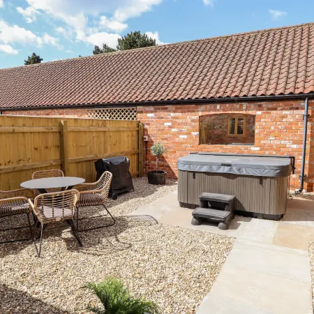 The Grange Cottage 2