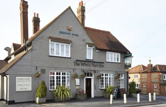 白鹿 - 格林國王旅館