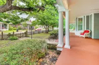 Walk to Waterfront Downtown Elizabeth City Home! - Wifi