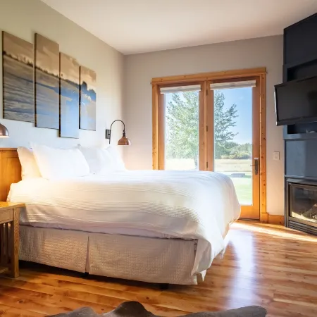 Gallatin River Lodge