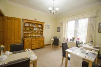 Knight's Rest Guest House Hotel a Cumbernauld