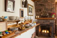 Seven Sea Street Inn - breakfast