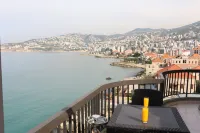 Holiday Suites Hotel & Beach Resort - con vistas a la montaña