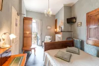 Logis Hôtel Beau Site Hotels in Ayzac-Ost