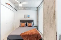 Sleek DT Cleveland Apt at City Club - 4-نجوم