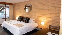 Bentley's Hotel Hotels in Emu Flat