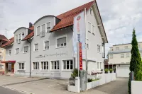 Central Hotel Friedrichshafen Hotels in Friedrichshafen