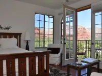 The Penrose Bed & Breakfast Hotels near Grasshopper Point Picnic Area