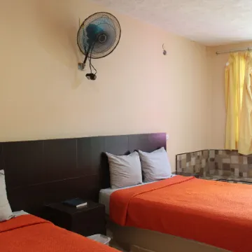 Hotel Guaranducha Inn