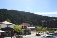 Harrison Spa Motel فنادق في هاريسون هوت سبرينغ