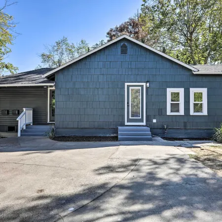 Boho-Chic Folsom Retreat Walkable Location!