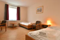 Skybasic Merseburg Hotel di Merseburg