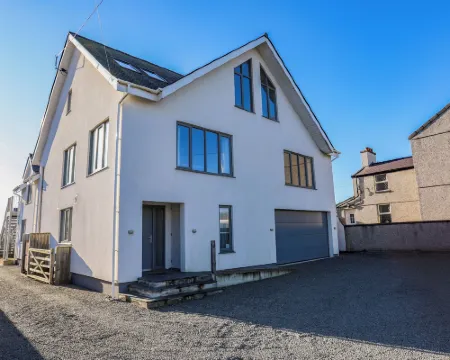 Plas Gwylan Hotels in Rhosneigr