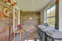Johns Farmhouse in Mount Snow on 120 Acres! - Wifi