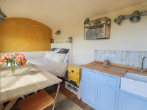 Dot May Hotels in Wadebridge