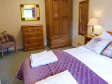 Pine Lodge Hotels in Dingwall