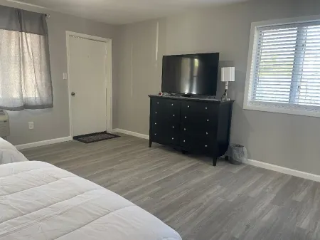 Point Pleasant Inn Отели рядом с достопримечательностью «Шортаун Баллпарк»