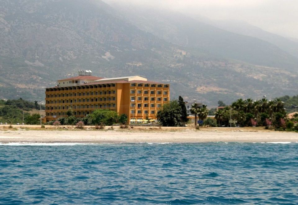 hotel overview picture