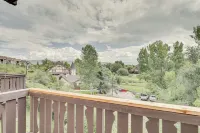 Luxe Midway Condo w/ Golf Course & Mountain Views! -  Apartamentos vacacionales